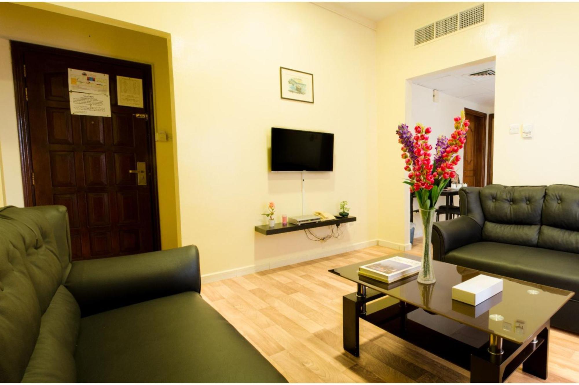 Al Ferdous Hotel Apartment Sardzsa Kültér fotó