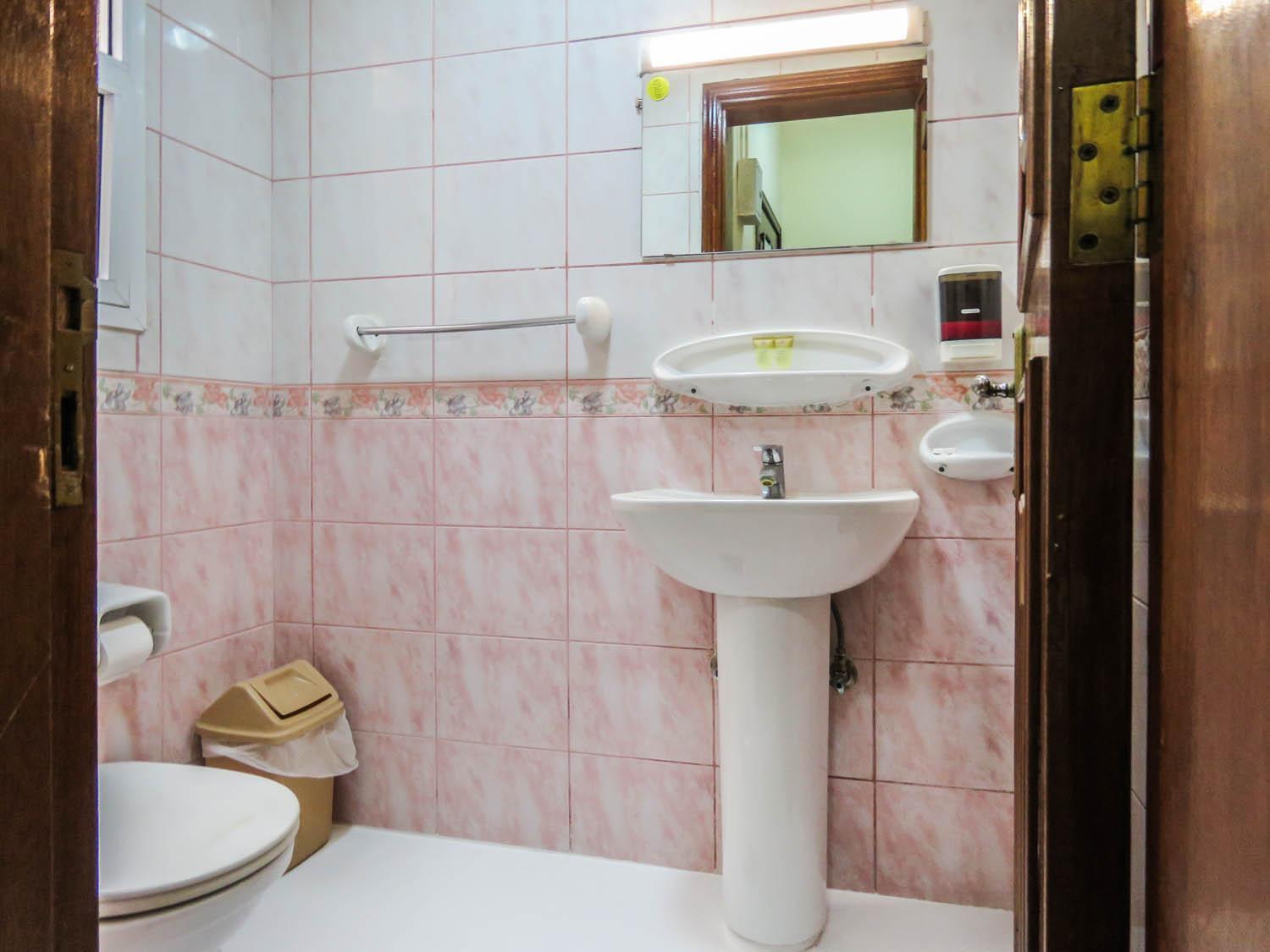Al Ferdous Hotel Apartment Sardzsa Kültér fotó
