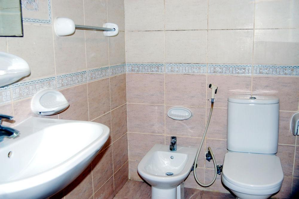 Al Ferdous Hotel Apartment Sardzsa Kültér fotó