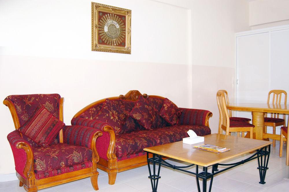 Al Ferdous Hotel Apartment Sardzsa Kültér fotó