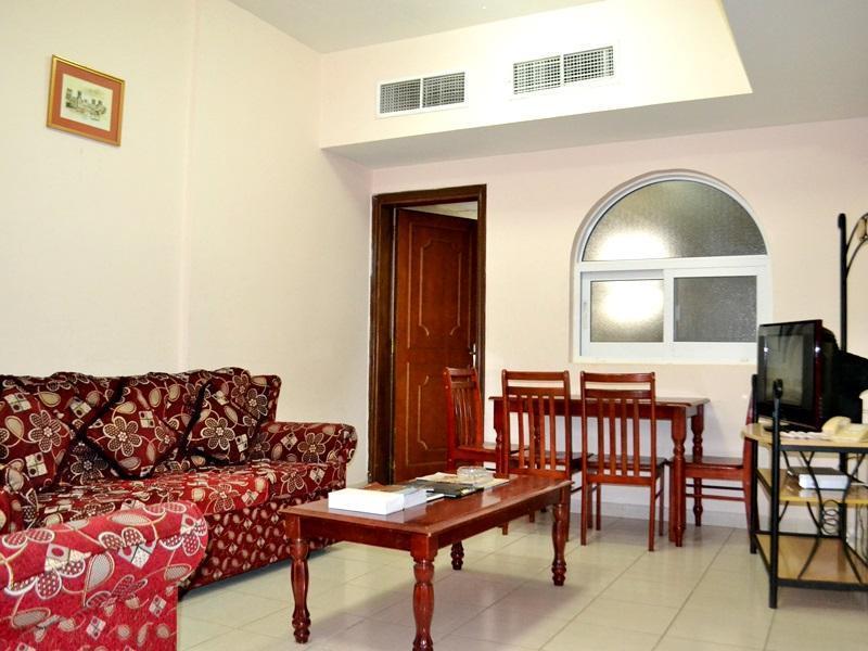 Al Ferdous Hotel Apartment Sardzsa Kültér fotó
