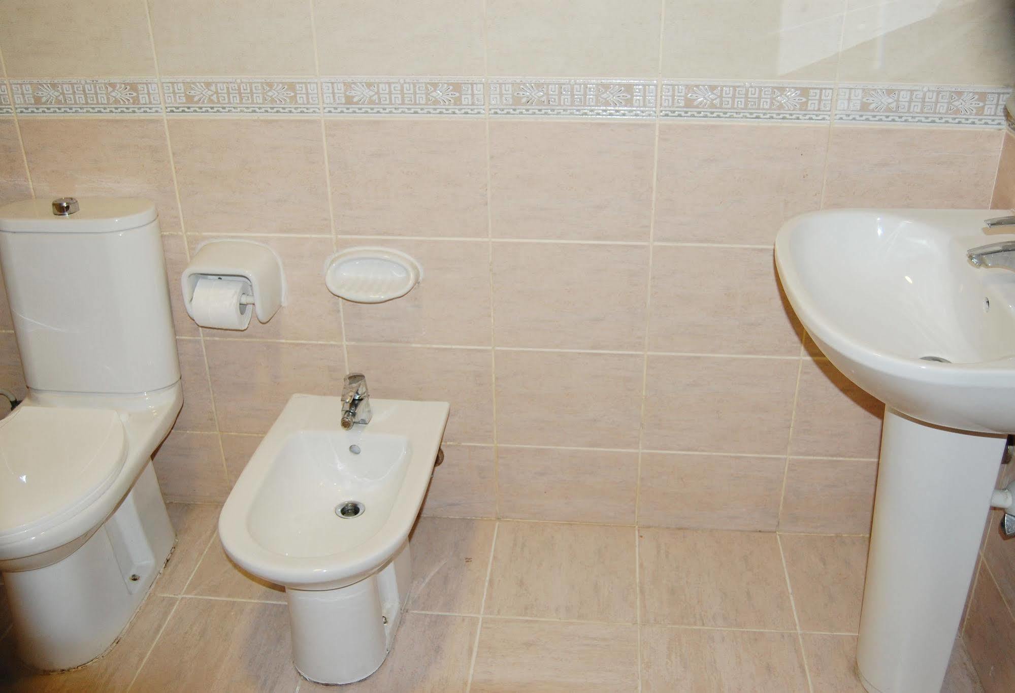 Al Ferdous Hotel Apartment Sardzsa Kültér fotó