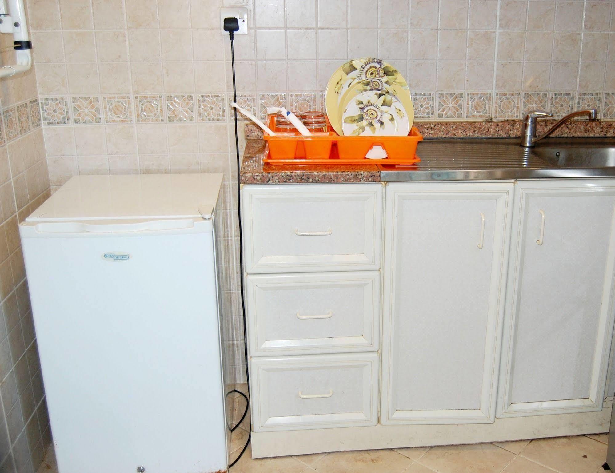 Al Ferdous Hotel Apartment Sardzsa Kültér fotó