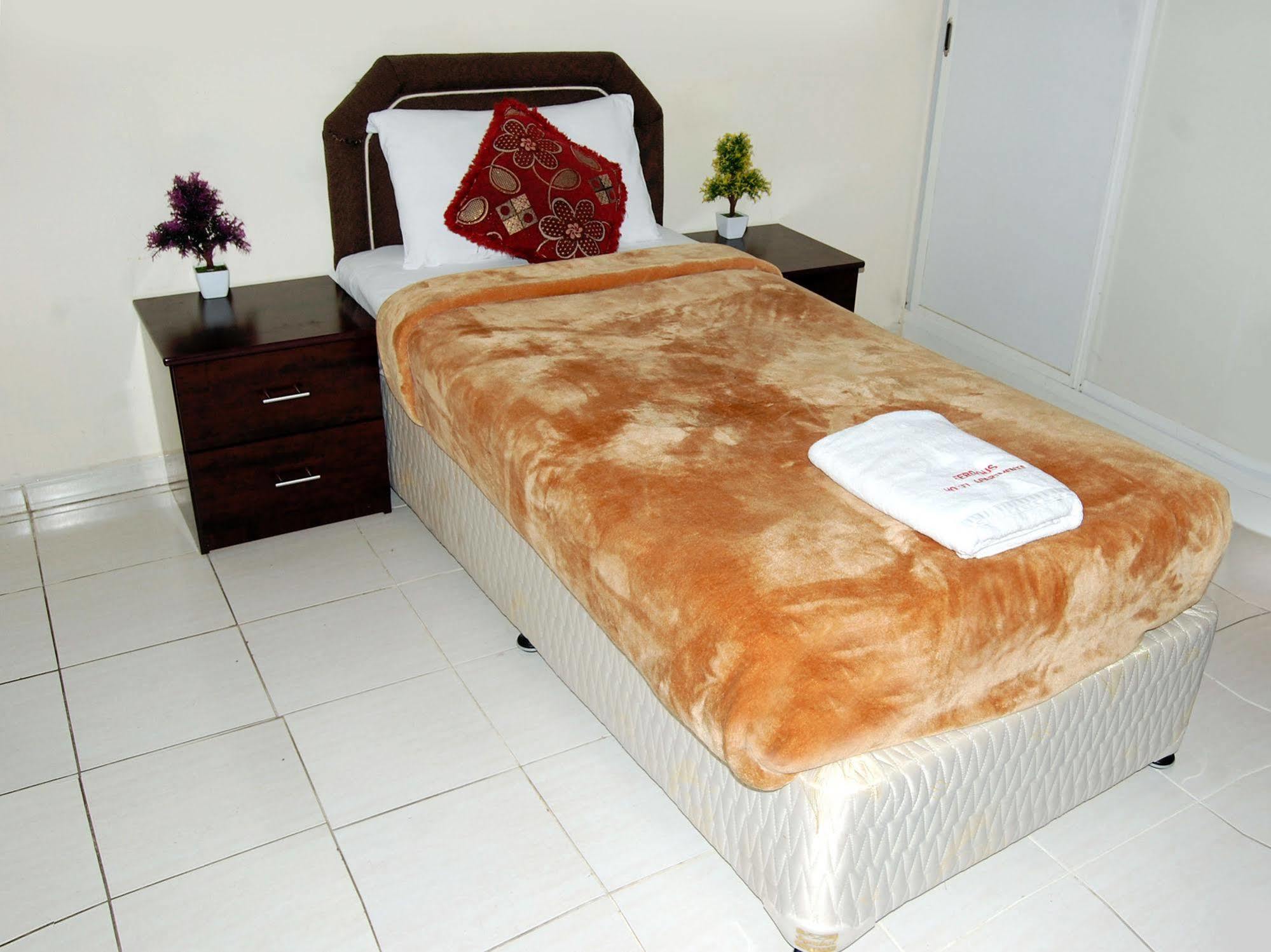 Al Ferdous Hotel Apartment Sardzsa Kültér fotó